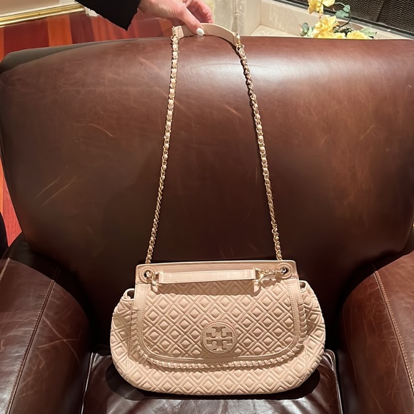 Tory Burch Marion Beige Quilted shoulder bag. Brand New with bag. - Picture 5 of 8